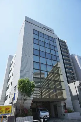 港南日成(旧:港南廣瀬)ビルの外観