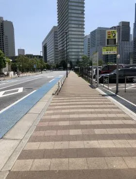 港南日成(旧:港南廣瀬)ビルの外観