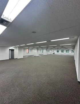 愛宕イーストビルの外観