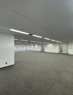 愛宕イーストビルの外観