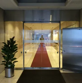 東京西池袋ビルの外観