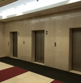 東京西池袋ビルの外観