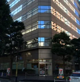 東京西池袋ビルの外観