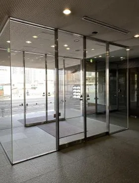 二葉高輪ビルの外観