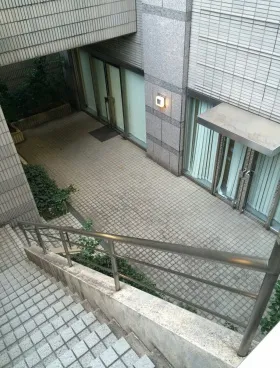 池袋青柳ビルの外観