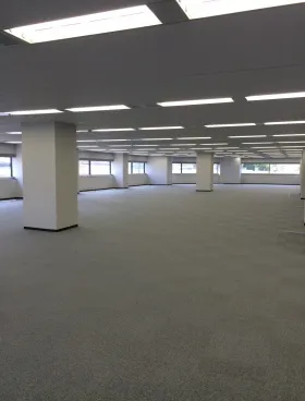 スズエベイディアムの外観