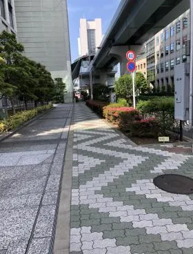 スズエベイディアムの外観