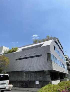 元麻布クレストビルの外観