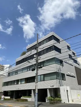 元麻布クレストビルの外観