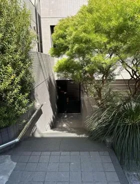 フラックスビルの外観