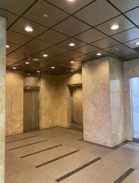小伝馬町新日本橋ビルの外観