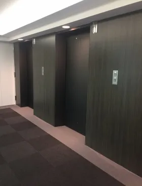 アーバン虎ノ門ビルの外観