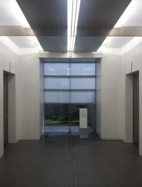 G-7ビルの外観