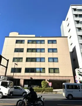 ともづなビルの外観