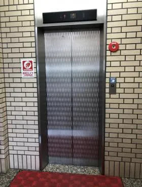 三田東宝ビルの外観