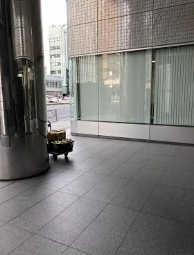 RandL TAKANAWA GATEWAY(旧:日本生命三田)ビルの外観