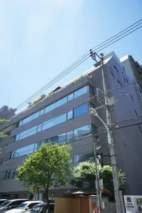 芝マツラビルの外観
