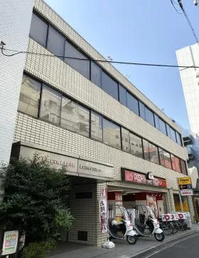 MGビルの外観