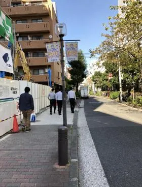 電巧社ビルの外観