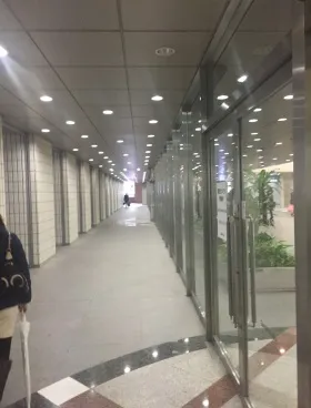 サンシャイン60ビルの外観
