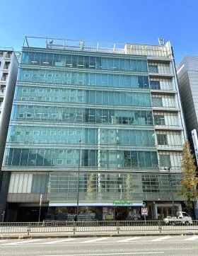 オリックス芝2丁目ビルの外観