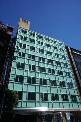 ファースト岡田ビルの外観
