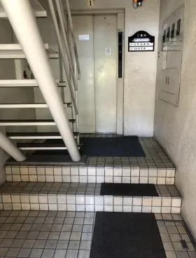 白蘭ビルの外観