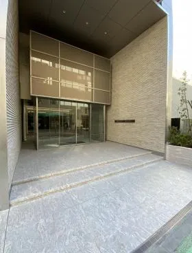田町スクエアビルの外観
