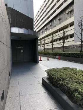 新田町ビルの外観
