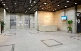 新田町ビルの外観