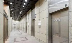 新田町ビルの外観