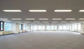 新田町ビルの外観