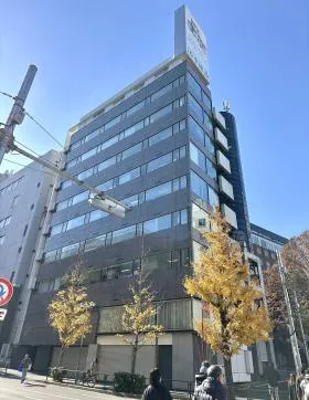 新宿花園MJビルの外観