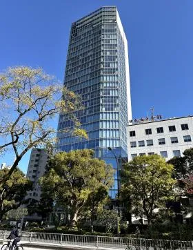 芝公園フロントタワーの外観