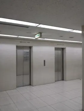 ACN芝大門(旧ユニゾ芝大門2丁目)ビルの外観