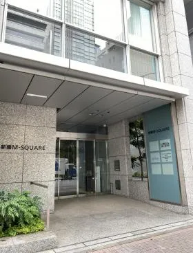 新橋M-SQUAREビルの外観