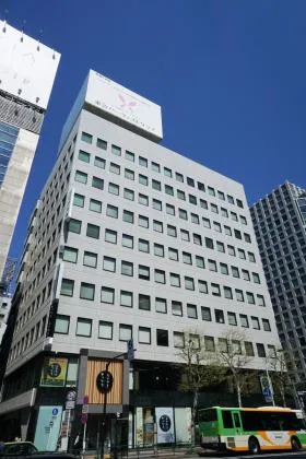 新橋センタープレイスビルの外観