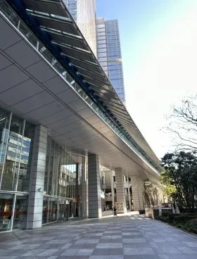 品川インターシティB棟の外観