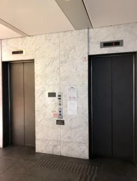 Box’R Shinbashi(ボクサール新橋)の外観
