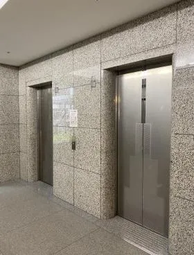 東京美術倶楽部ビルディングの外観