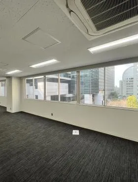 第8東洋海事ビルの外観