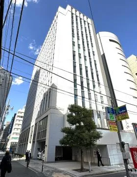 虎ノ門イーストビルディングの外観
