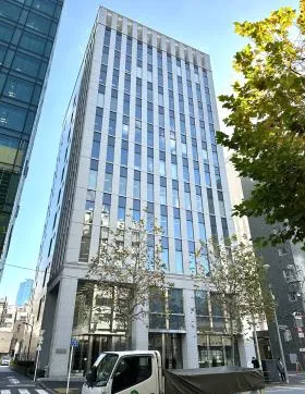 虎ノ門イーストビルディングの外観