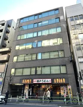 ザイマックス西新橋(旧:友泉西新橋)ビルの外観