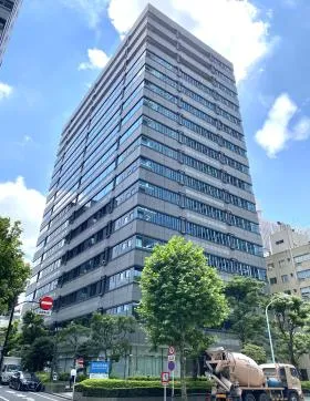 興和西新橋B棟ビルの外観