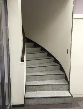 オーク神田小川町ビルの外観