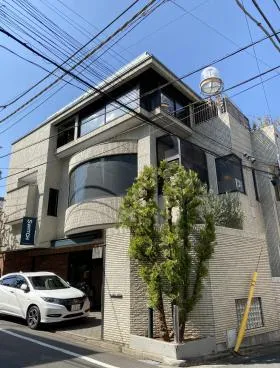 Barbizon26の外観