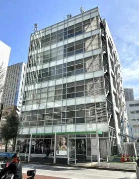 田町イーストウィングの外観