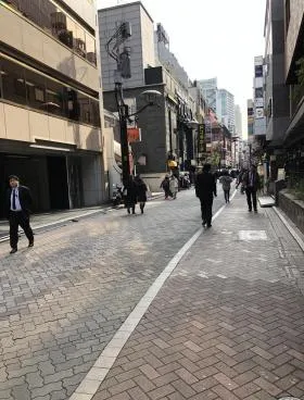 赤坂田中ビルの外観