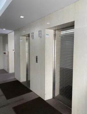 赤坂ビルの外観